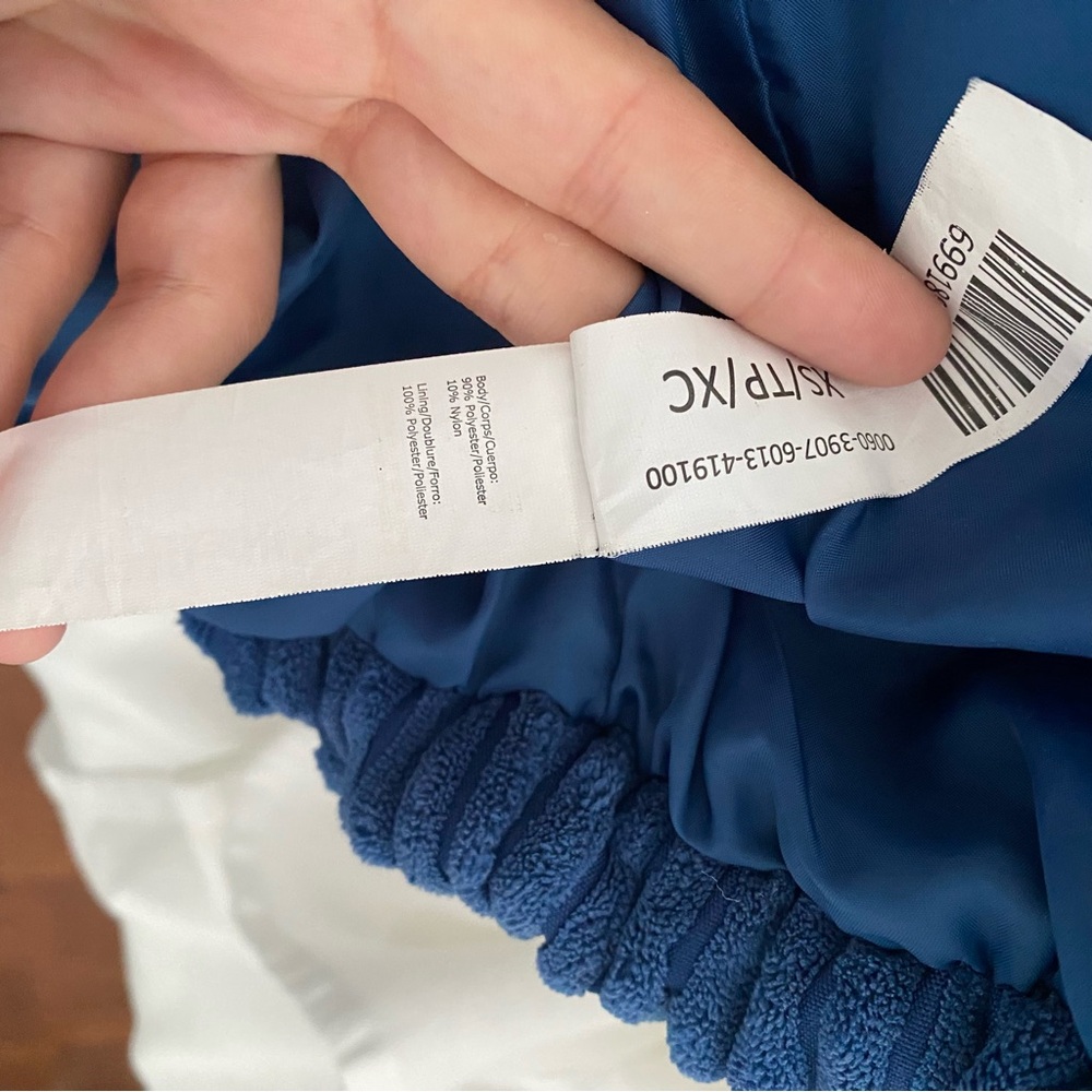 FOREVER 21 | Navy blue corduroy puffer jacket - Picture 6 of 7